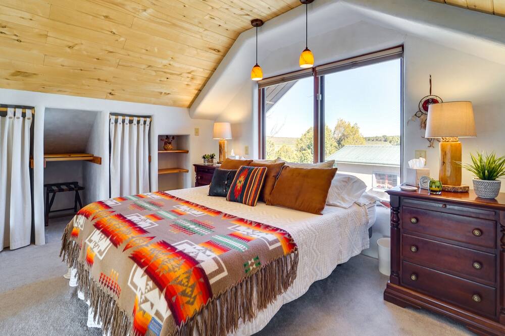 Photo of Bedroom in Mancos