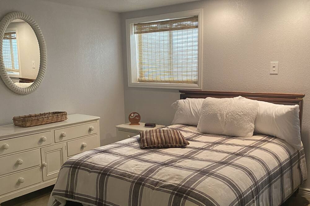 Photo of Bedroom in Morrison