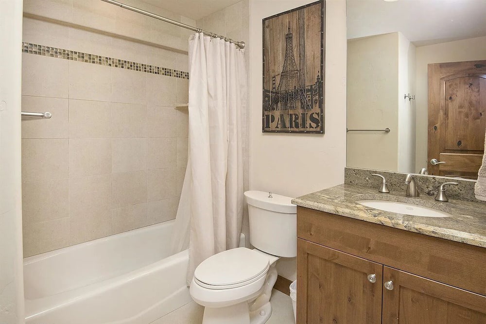 Photo of Bathroom in Gypsum