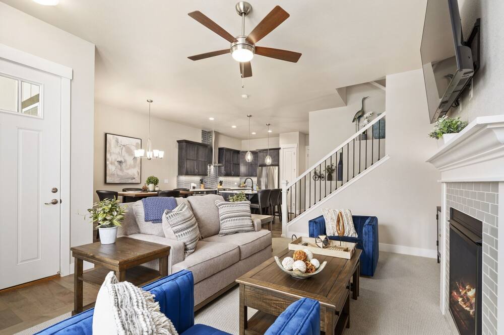 Photo of Livingroom in Loveland
