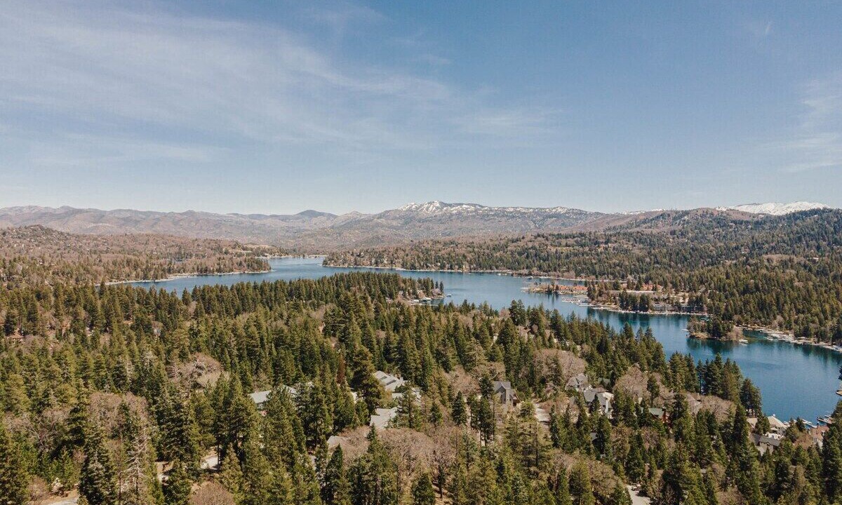 Photo of Others in Lake Arrowhead