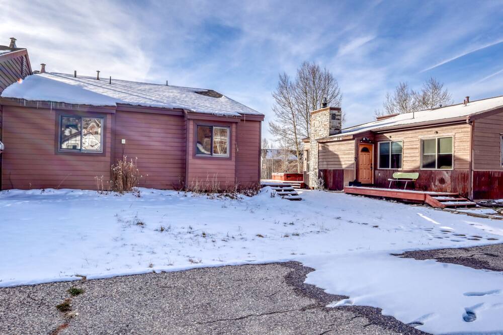 Photo of Outdoor in Fraser