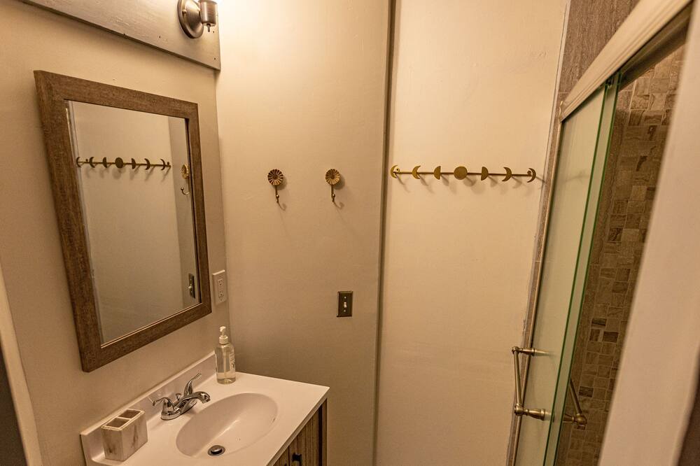 Photo of Bathroom in Jamestown