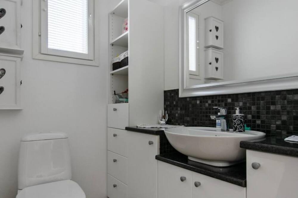Photo of Bathroom in Aanekoski