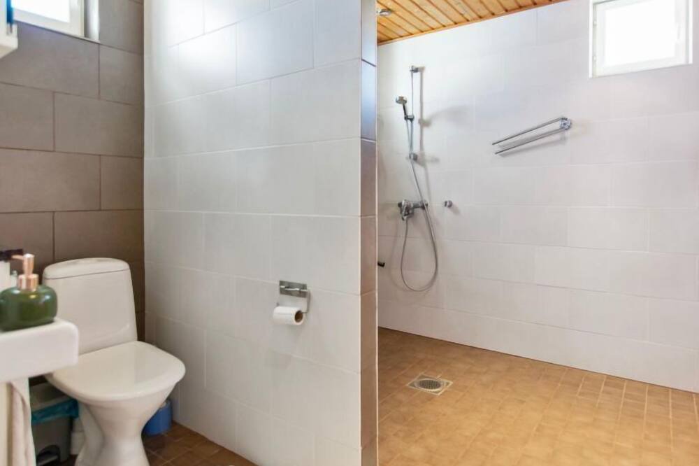 Photo of Bathroom in Aanekoski
