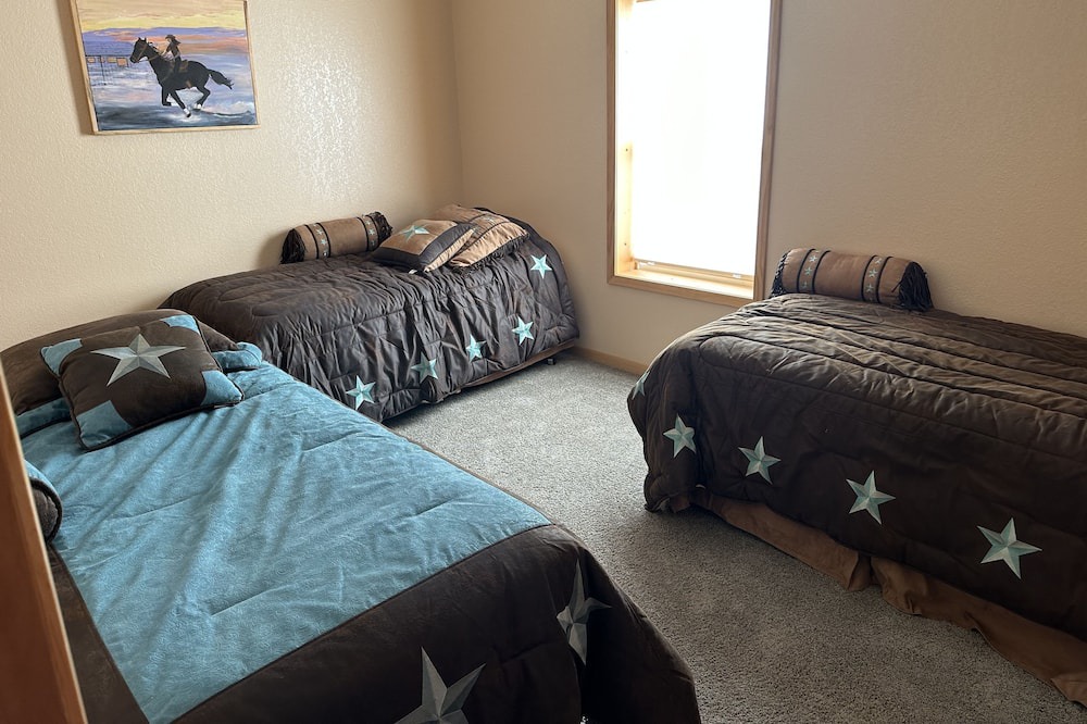 Photo of Bedroom in Gove County