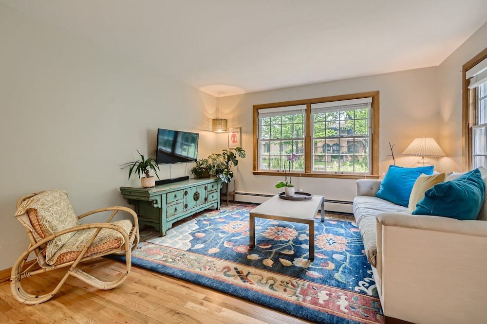 Photo of Livingroom in Cherry Creek
