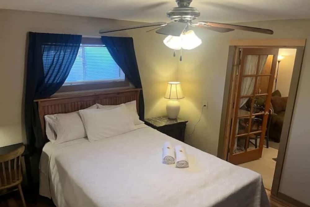 Photo of Bedroom in Colorado Springs