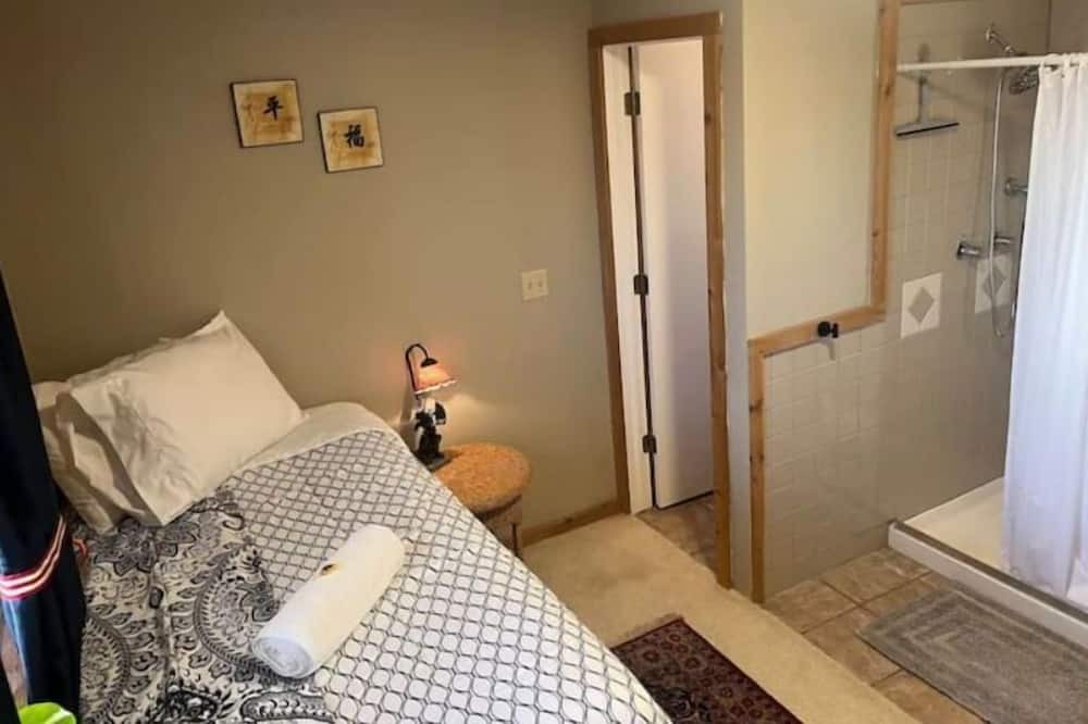 Photo of Bedroom in Colorado Springs