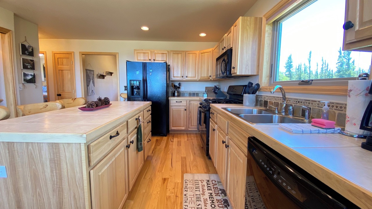 Photo of Kitchen in Indian Mountain
