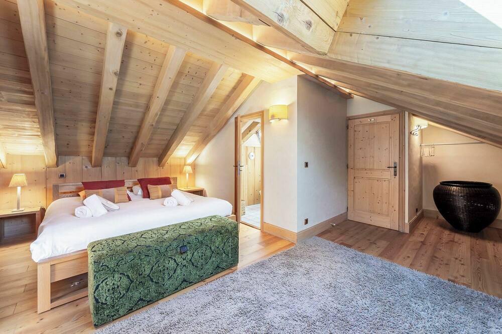 Photo of Bedroom in Meribel