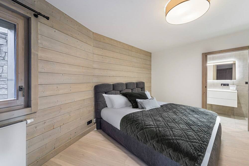 Photo of Bedroom in Meribel