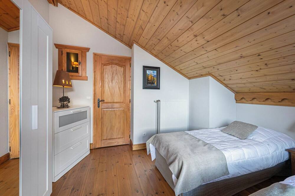 Photo of Bedroom in Meribel Village