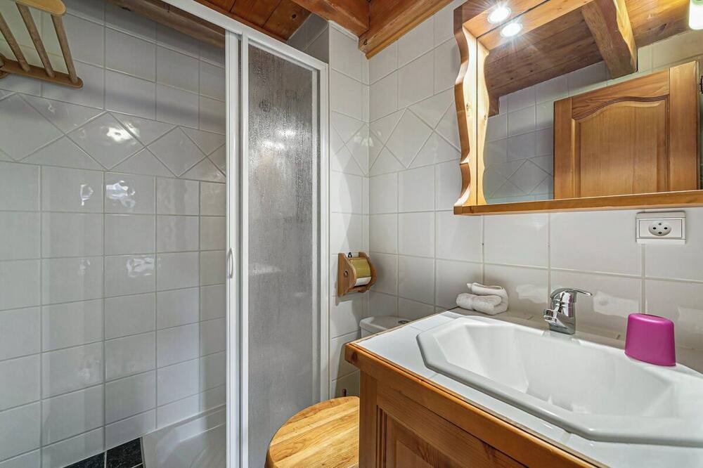 Photo of Bathroom in Meribel Village