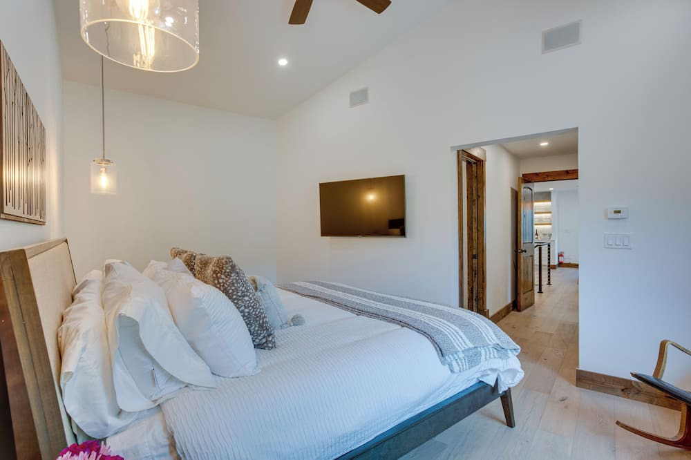Photo of Bedroom in Intermountain