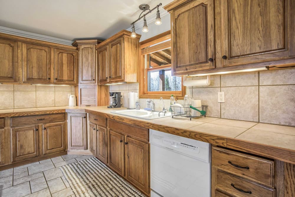 Photo of Kitchen in Cripple Creek