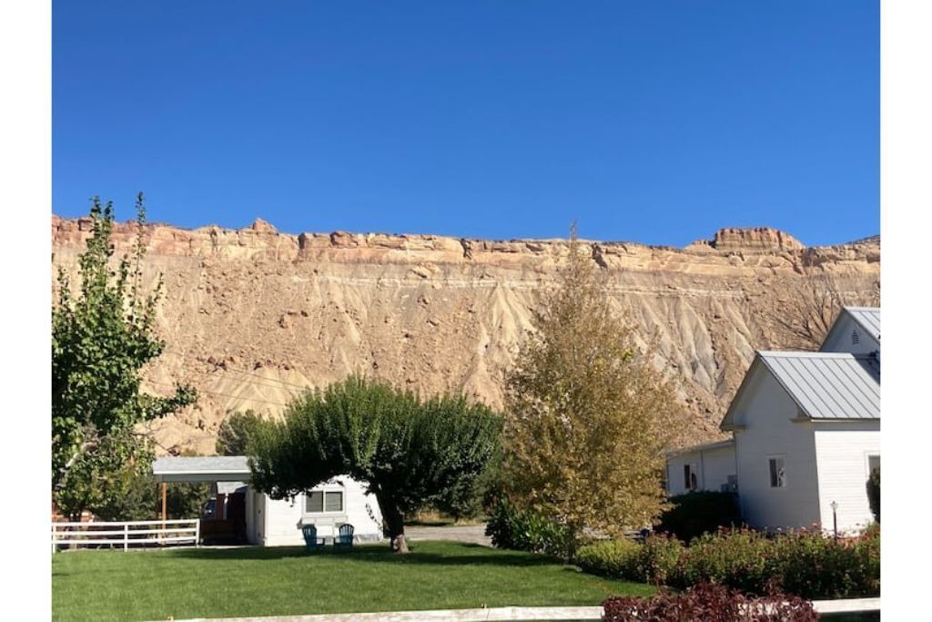 Photo of Others in Palisade