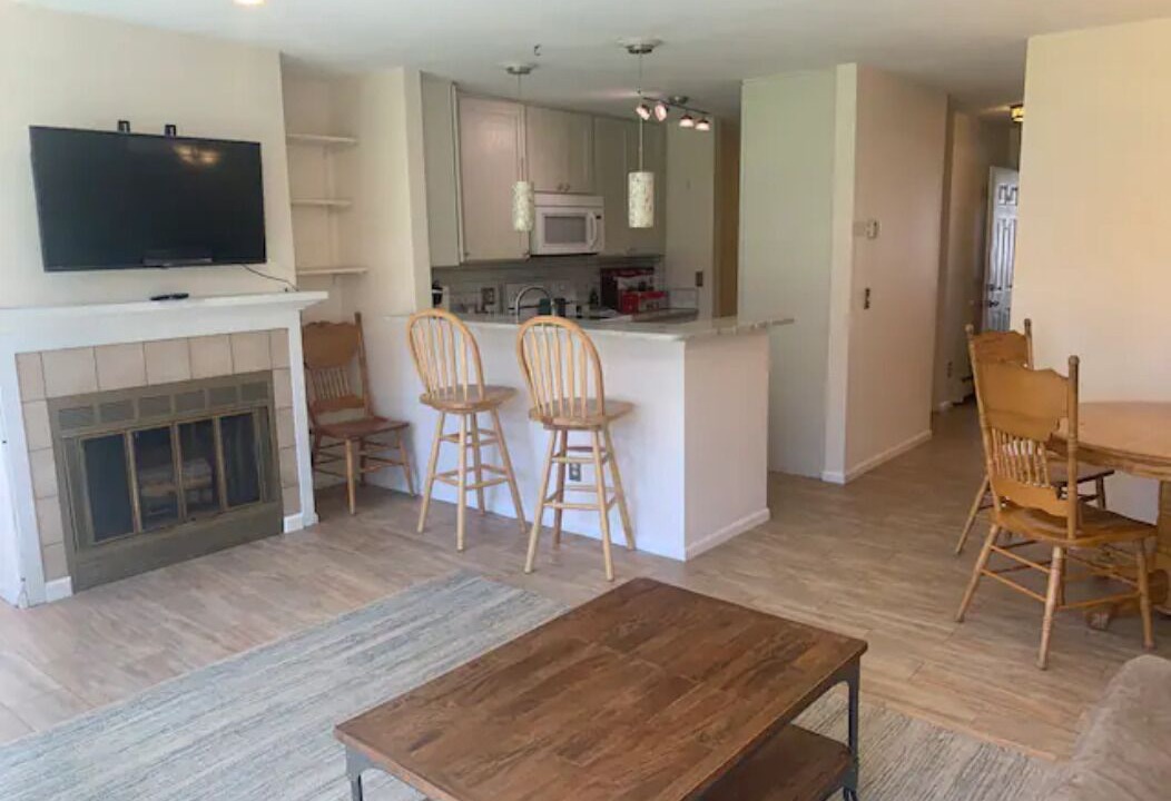 Photo of Livingroom in Arapahoe Ridge