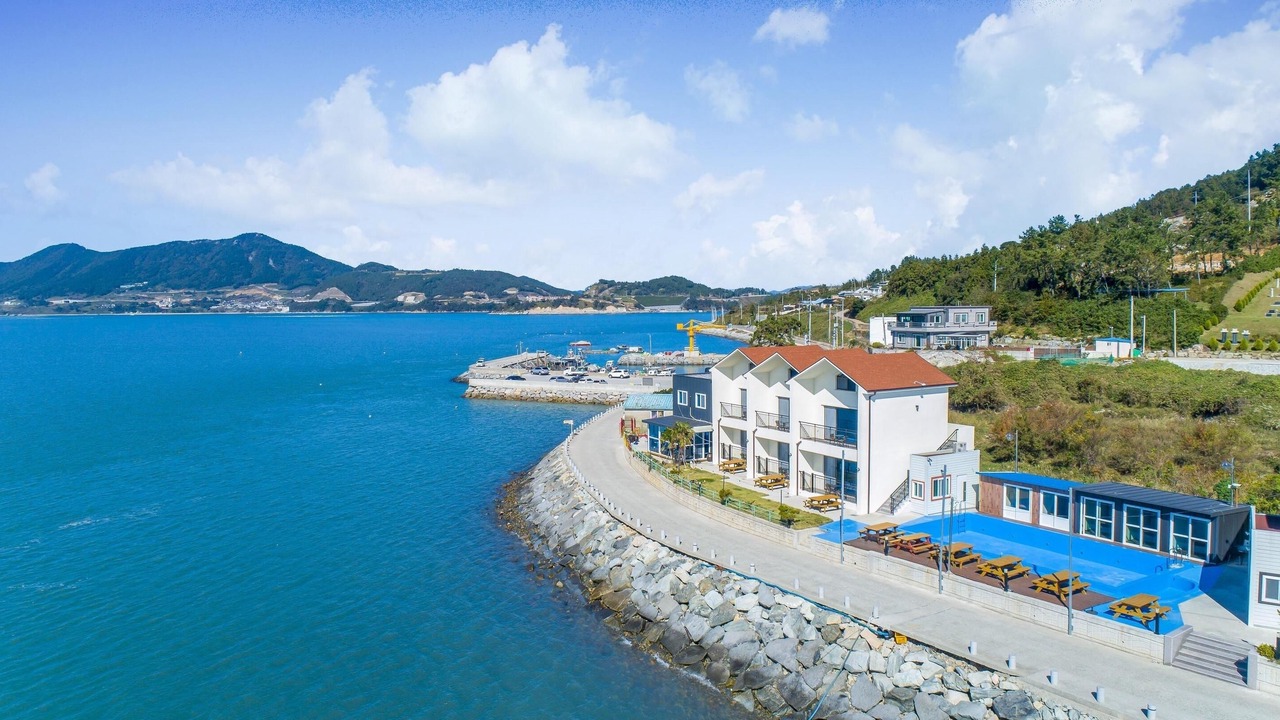 Photo of Outdoor in Hwajeong