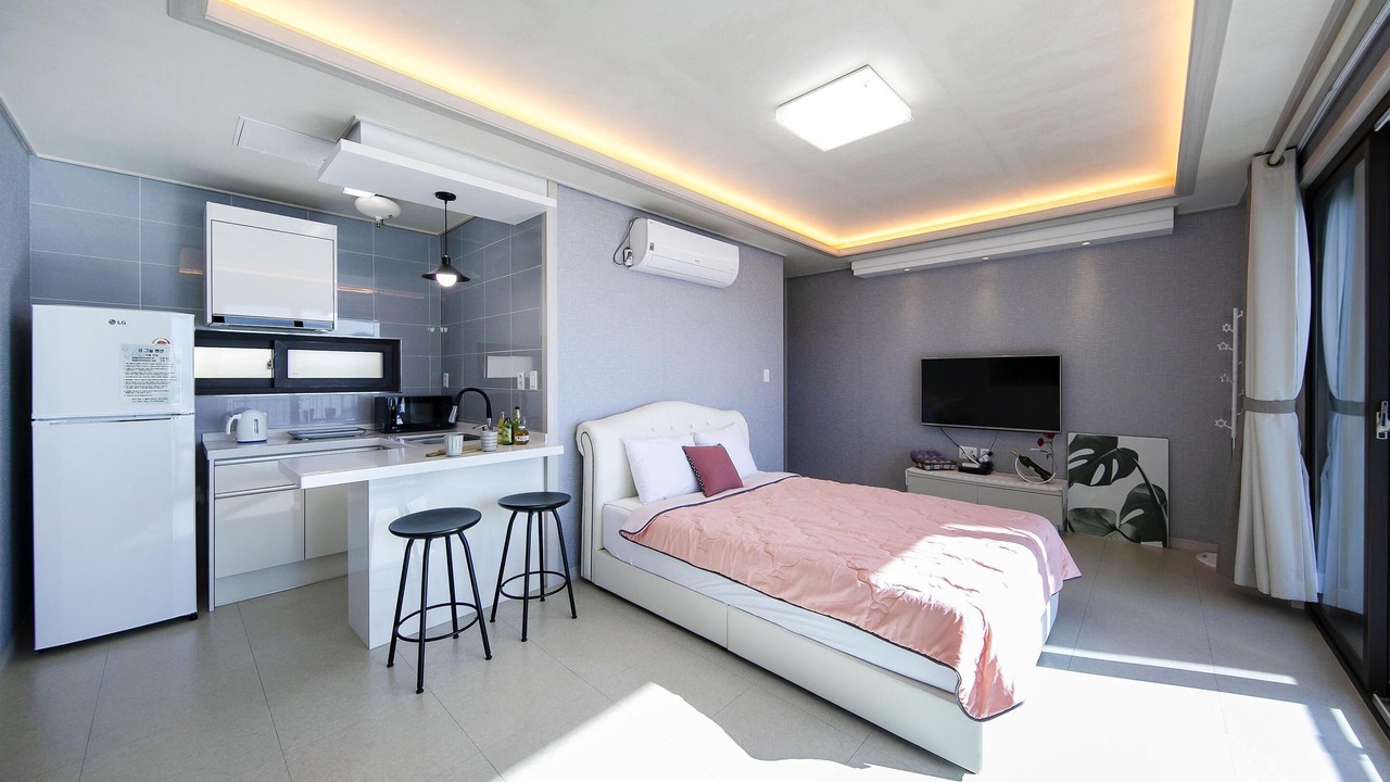 Photo of Bedroom in Hwajeong