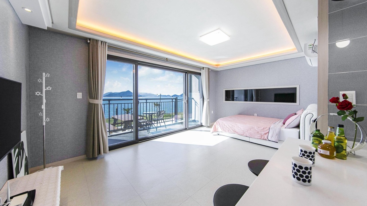 Photo of Bedroom in Hwajeong