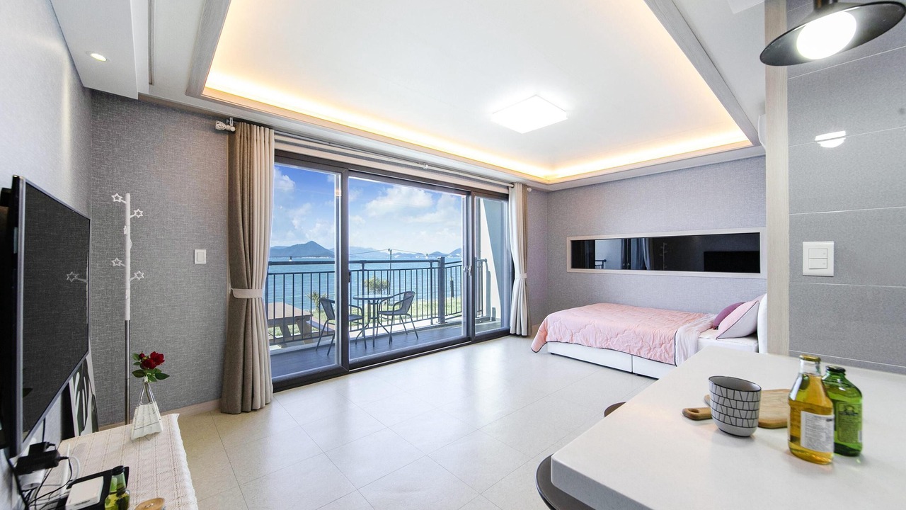 Photo of Bedroom in Hwajeong
