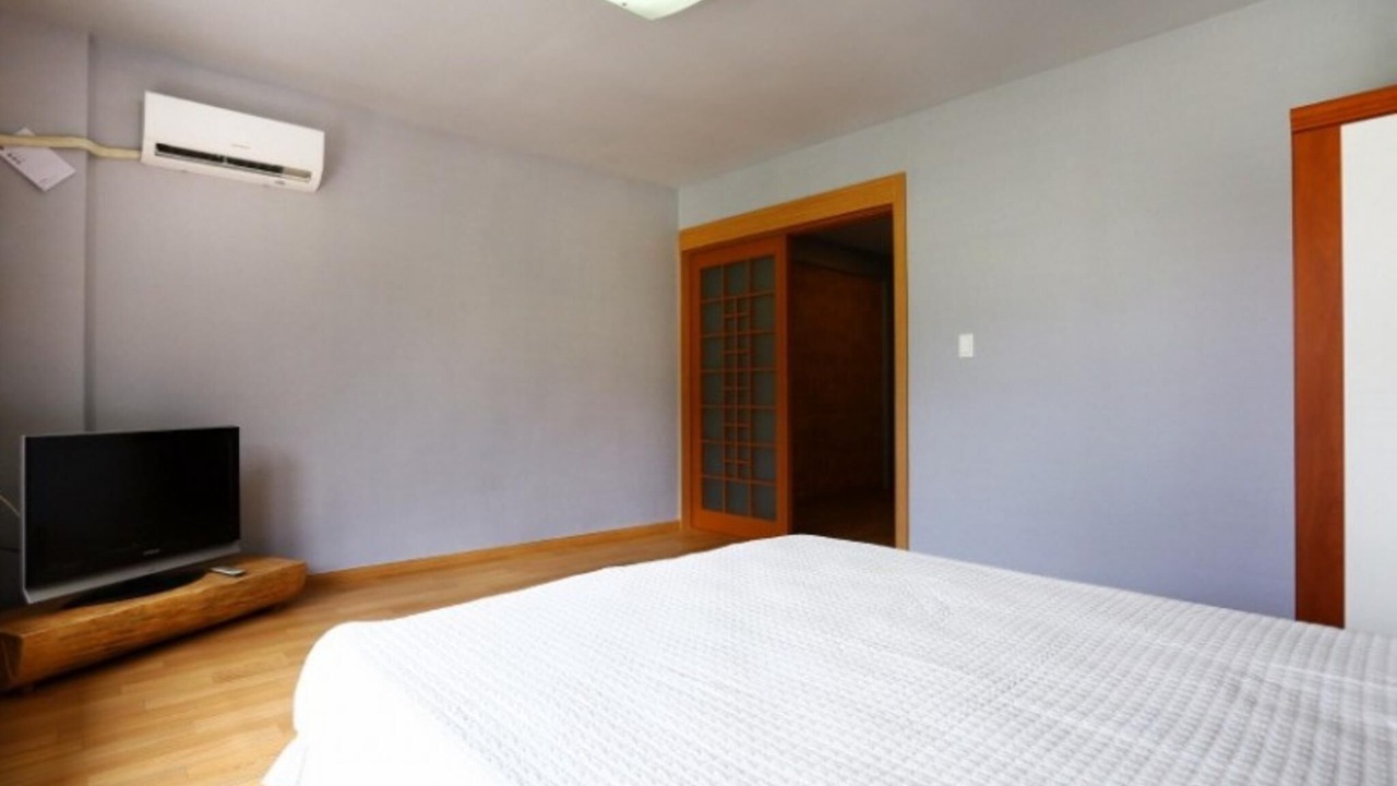 Photo of Bedroom in Seojong