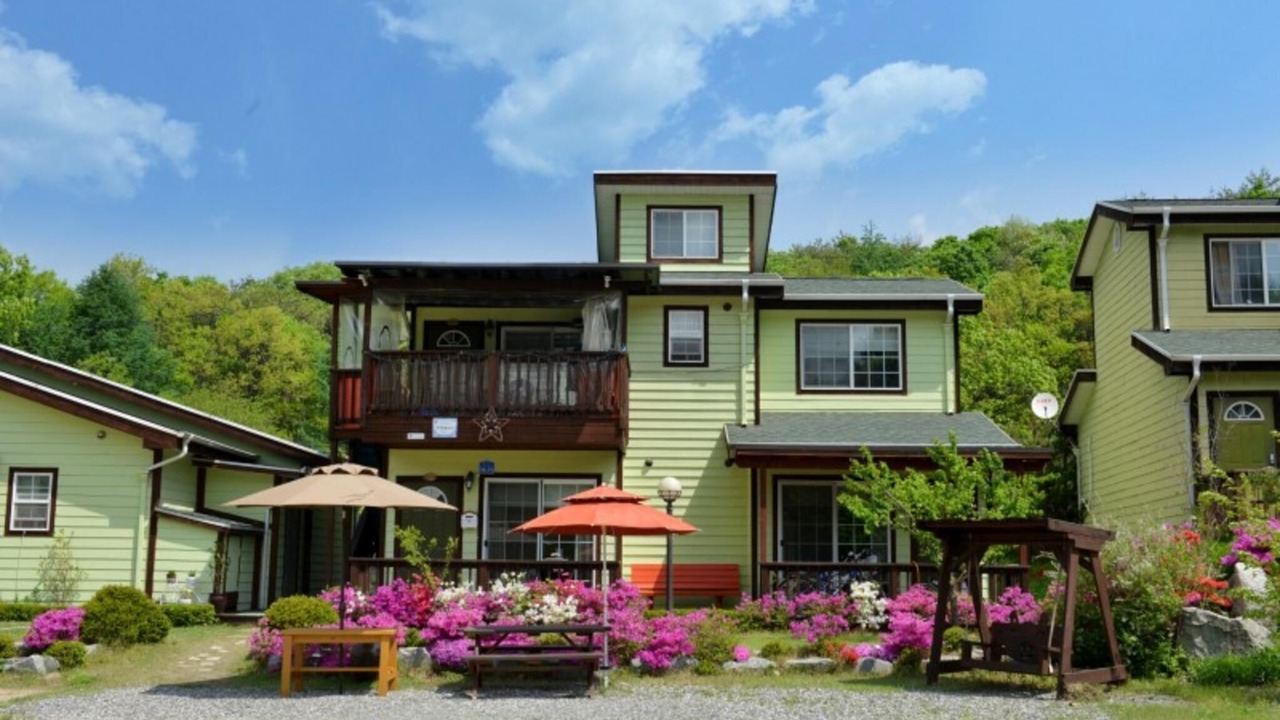 Photo of Others in Seowon