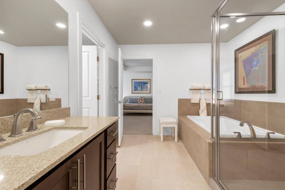 Photo of Bedroom in Central Boulder