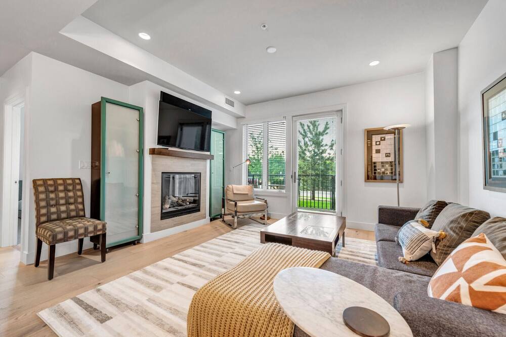 Photo of Bedroom in Central Boulder