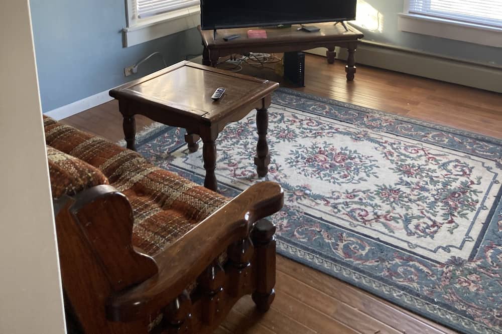Photo of Livingroom in Lafayette