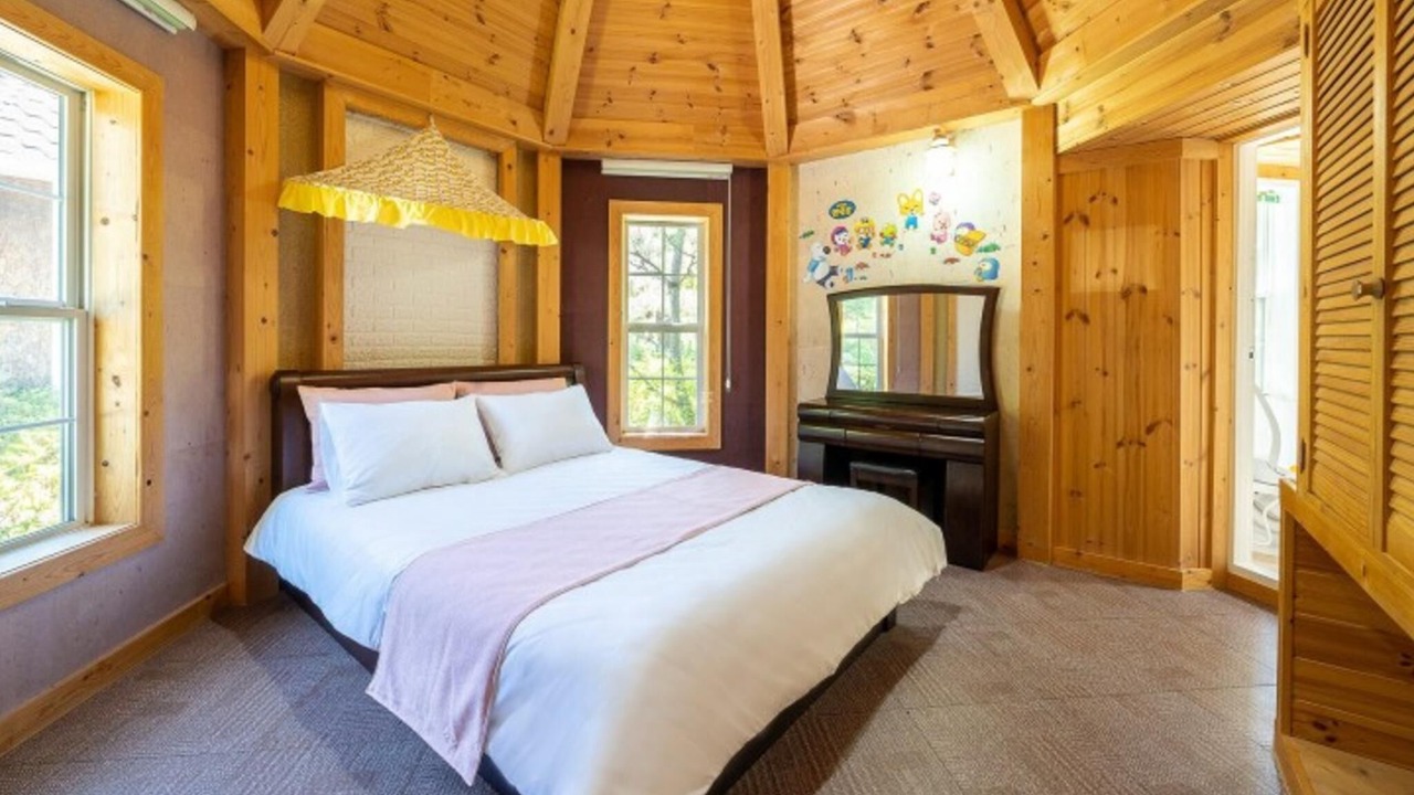 Photo of Bedroom in Buk