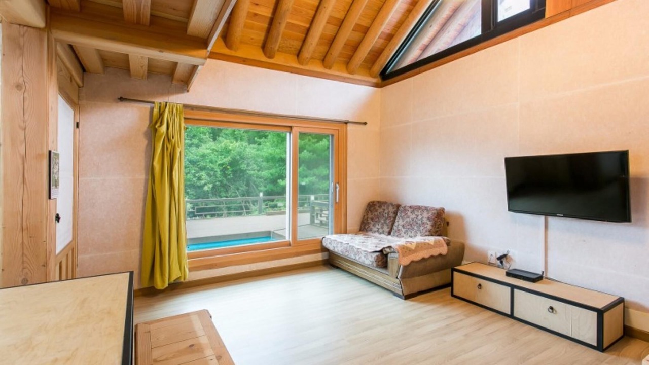 Photo of Bedroom in Suju