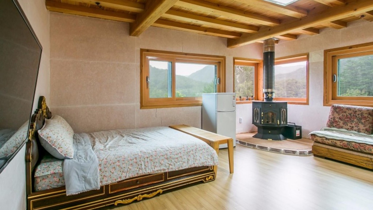 Photo of Bedroom in Suju