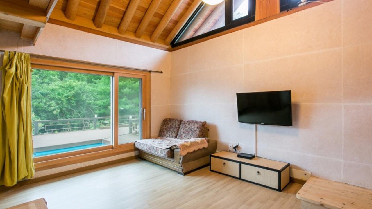 Photo of Bedroom in Suju