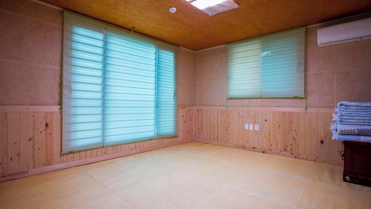 Photo of Bedroom in Hayu
