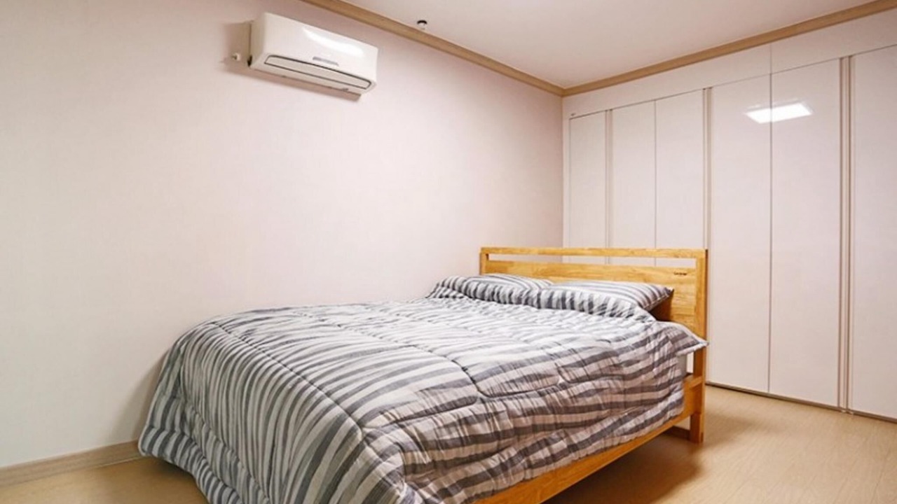 Photo of Bedroom in Hwajeong