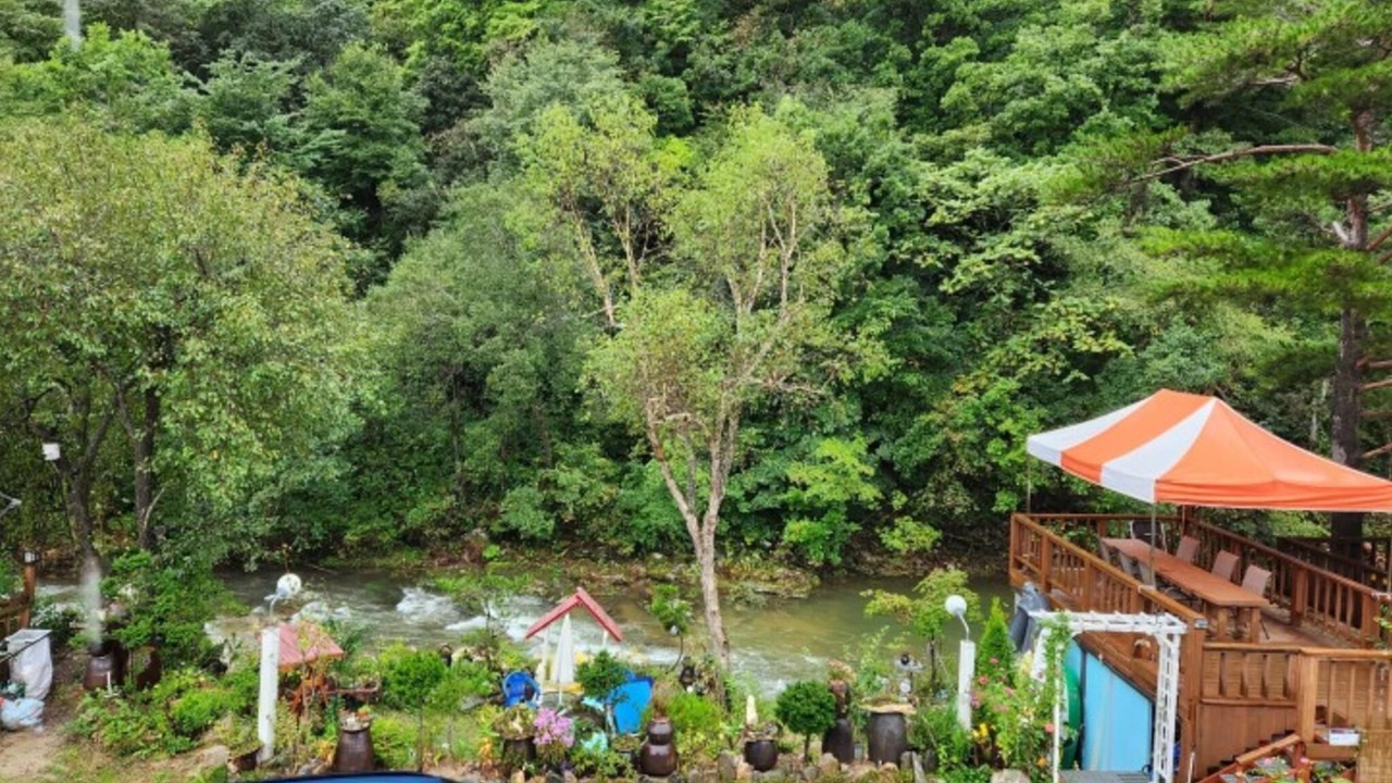 Photo of Others in Jeongseon