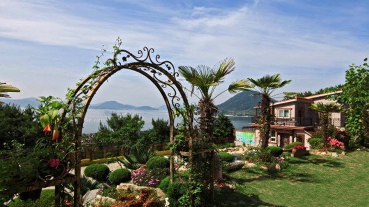 Photo of Others in Geoje