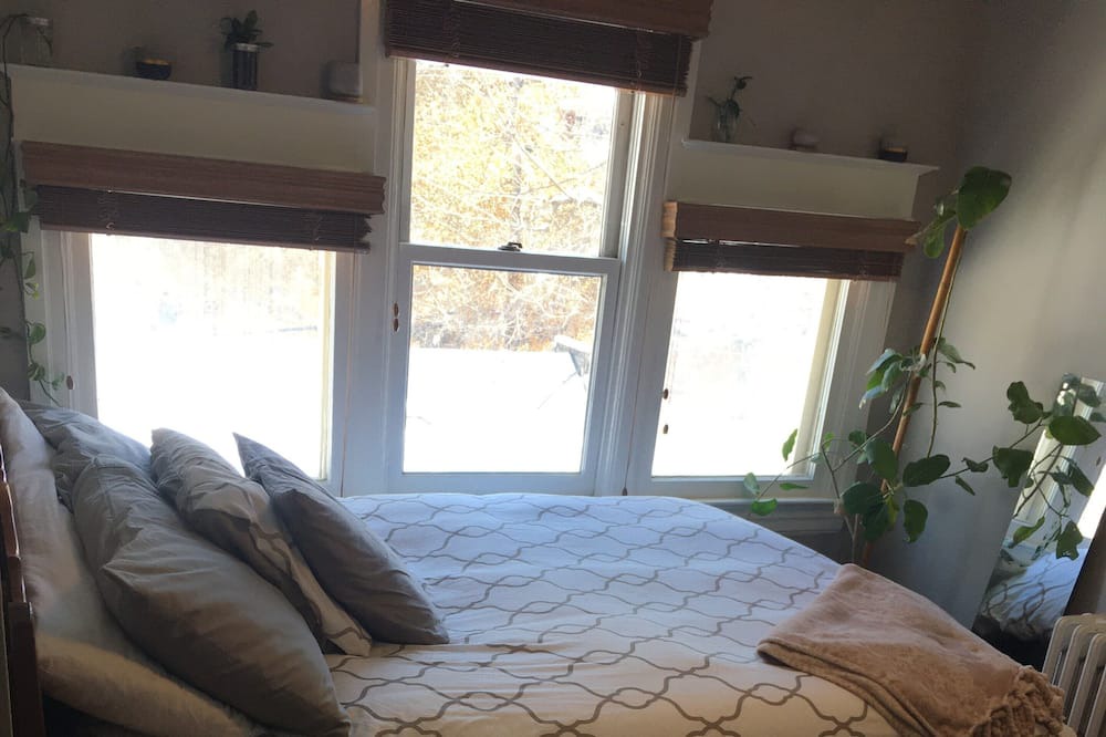 Photo of Bedroom in Cheesman Park
