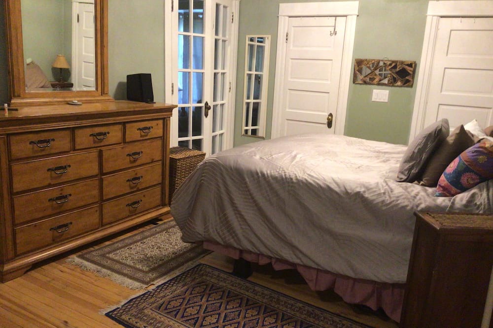 Photo of Bedroom in Cheesman Park