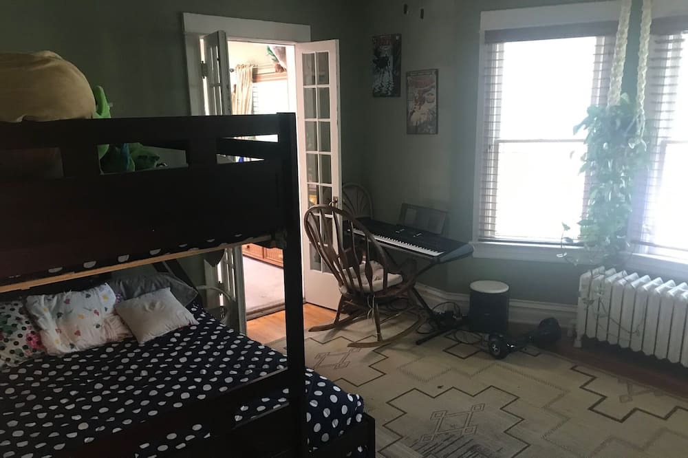 Photo of Bedroom in Cheesman Park