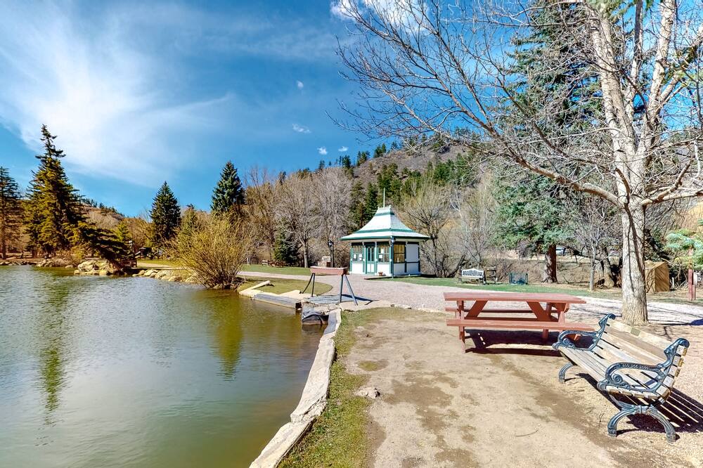 Photo of Others in Green Mountain Falls