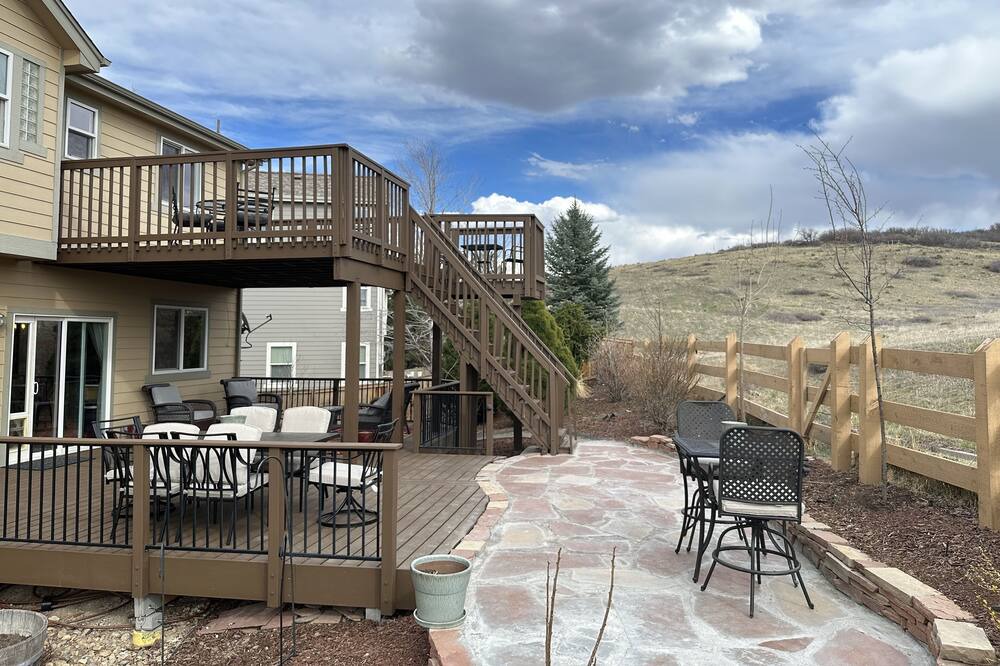 Photo of Outdoor in Southridge