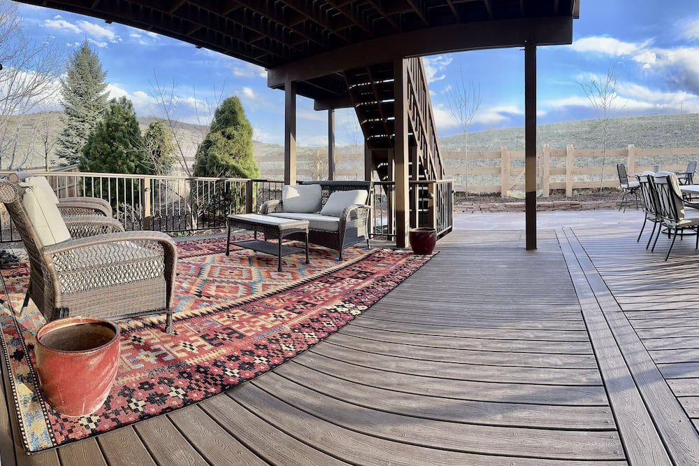 Photo of Outdoor in Southridge