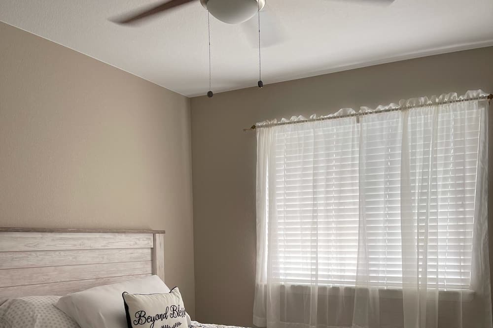 Photo of Bedroom in The Pinery