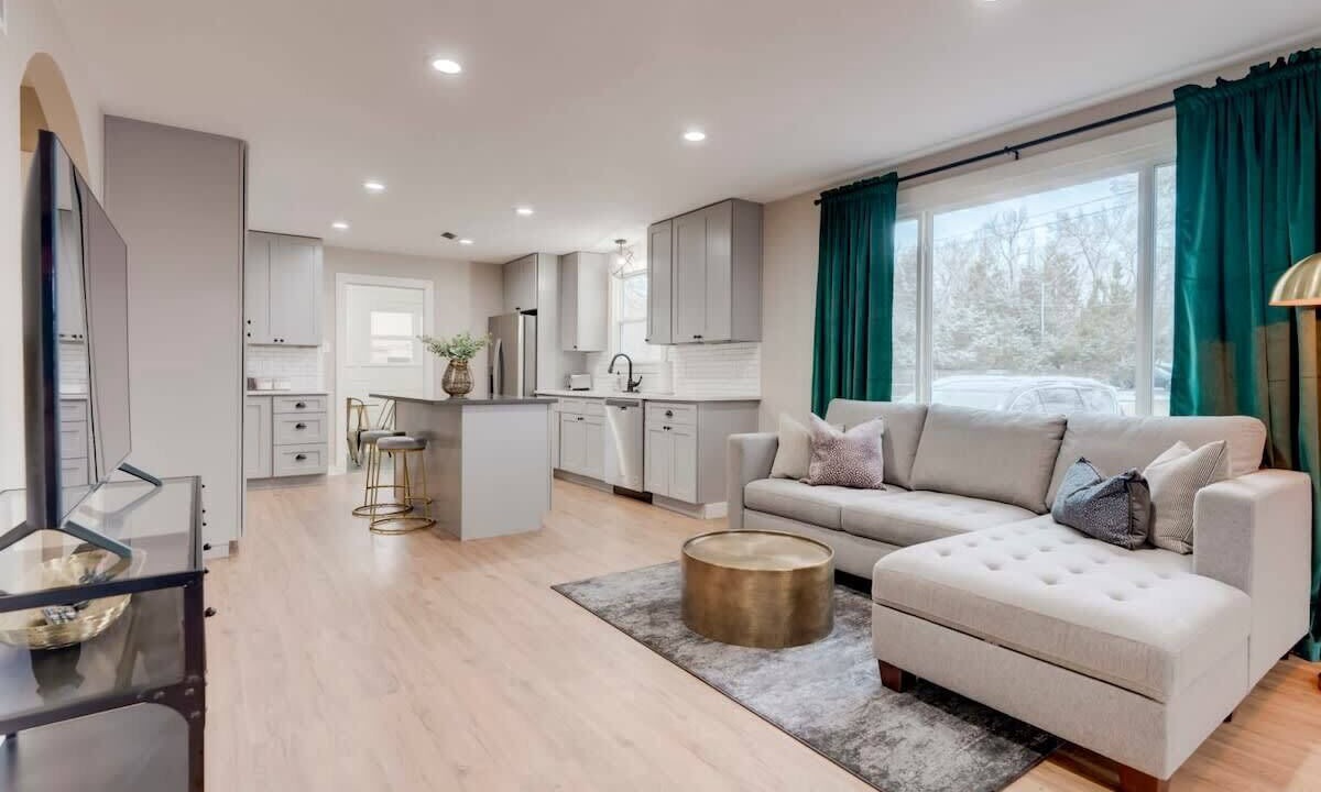 Photo of Livingroom in Longmont
