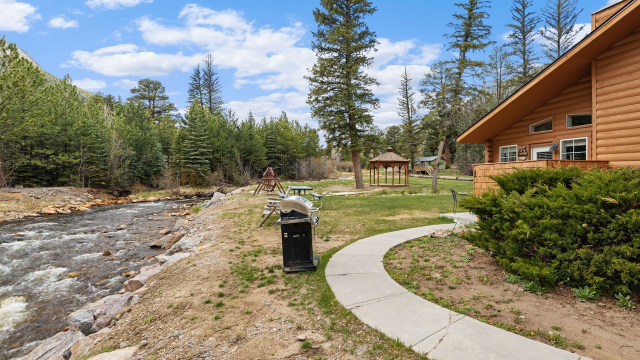 Photo of Outdoor in Fall River Estates