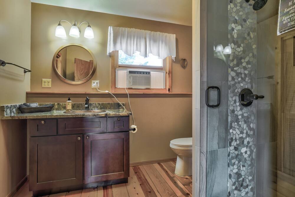 Photo of Bathroom in Sedalia