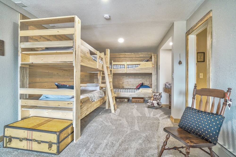 Photo of Bedroom in Sedalia